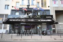 Peace & Love - Hostel
