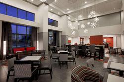 Hampton Inn & Suites Roanoke Airport