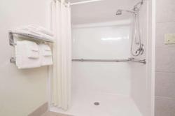 Microtel Inn & Suites By Wyndham Rice Lake