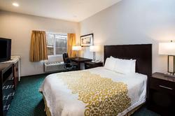 Days Inn by Wyndham Seattle Aurora