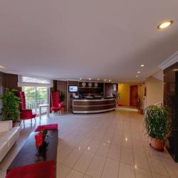 Risus Hotel Side