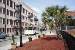 Olde Harbour Inn