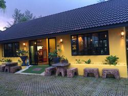Loma Resort