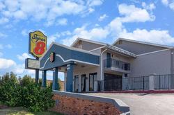 Super 8 by Wyndham Tulsa/Arpt/St Fairgrounds