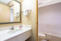 Days Inn by Wyndham College Park