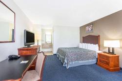 Days Inn by Wyndham Arlington Pentagon