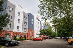 Candlewood Suites Richmond Airport