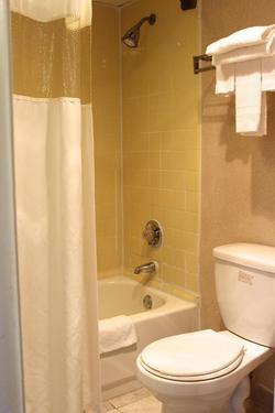 Howard Johnson Inn Richmond West