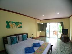 Lemon House Patong