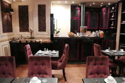 Boronali  Hotel