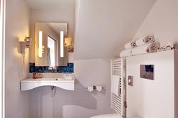 Serotel Suites Opera