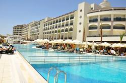 Port River Hotel & Spa