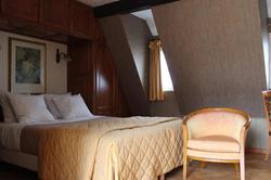 Logis Hotel Au Cerf D'Or