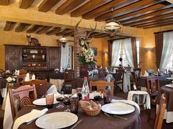 Logis Auberge À La Tête De Lard