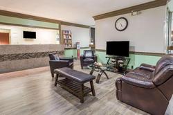 Days Hotel & Conference Center by Wyndham Danville