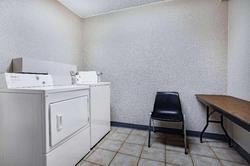 Days Inn by Wyndham Cambridge