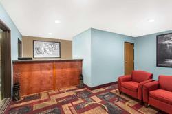 Super 8 by Wyndham Eau Claire I-94