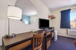 Super 8 by Wyndham College Station