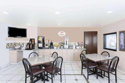 Super 8 by Wyndham El Dorado