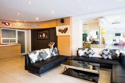 Patong Holiday Hotel