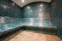 Green Garden Suites & Residence