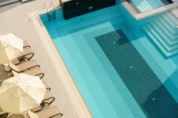 Green Garden Suites & Residence