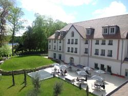Hotel Castel Maintenon - Handwritten Collection