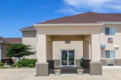 Sleep Inn & Suites Charles City Area