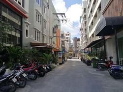 Patong Buri Resort