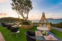 Crest Resort and Pool Villas