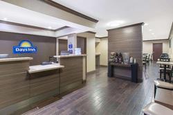 Days Inn & Suites by Wyndham Arlington Near Six Fl