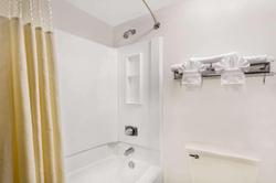 Days Inn by Wyndham Indianapolis Off I-69