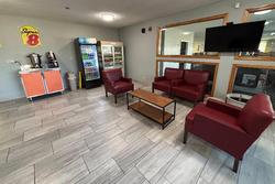 Super 8 by Wyndham McLean/Bloomington SW