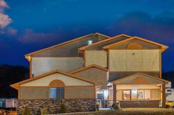 Super 8 by Wyndham Bedford