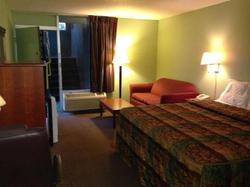 Econo Lodge Decatur Regional Airport