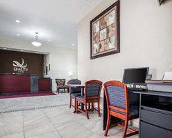 Quality Inn & Suites Altoona Des Moines