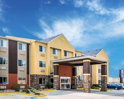Comfort Inn & Suites Waterloo- Cedar Falls