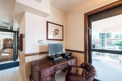 Rodeway Inn & Suites