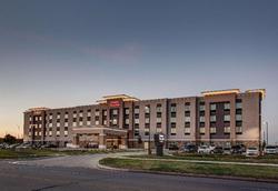Hampton Inn & Suites Wichita/Airport