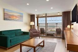Ramada By Wyndham Bursa Çekirge Thermal & Spa