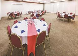 Days Inn & Suites by Wyndham Bartlesville