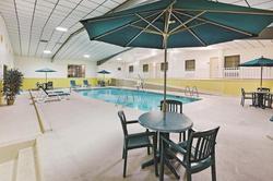 Days Inn & Suites by Wyndham Bartlesville