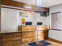 Super 8 by Wyndham Baker City