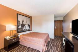 Super 8 by Wyndham Madison