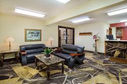 Super 8 by Wyndham Charles City