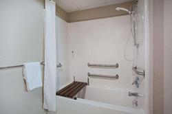 Super 8 by Wyndham Charles City