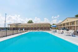 Days Inn by Wyndham Amherst