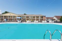 Days Inn by Wyndham Amherst