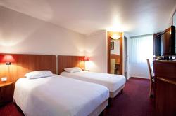 Hotel inn design Mâcon Sancé