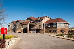 Red Roof Inn & Suites Omaha - Council Bluffs